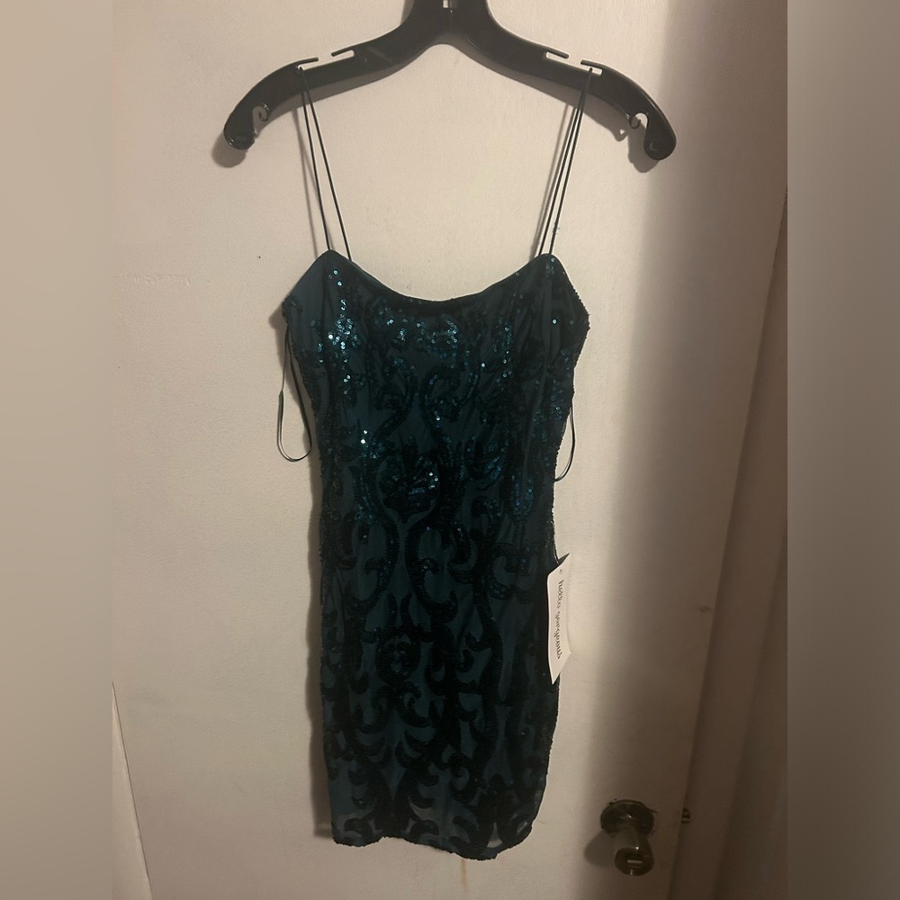Lovely  day sequence dress green color